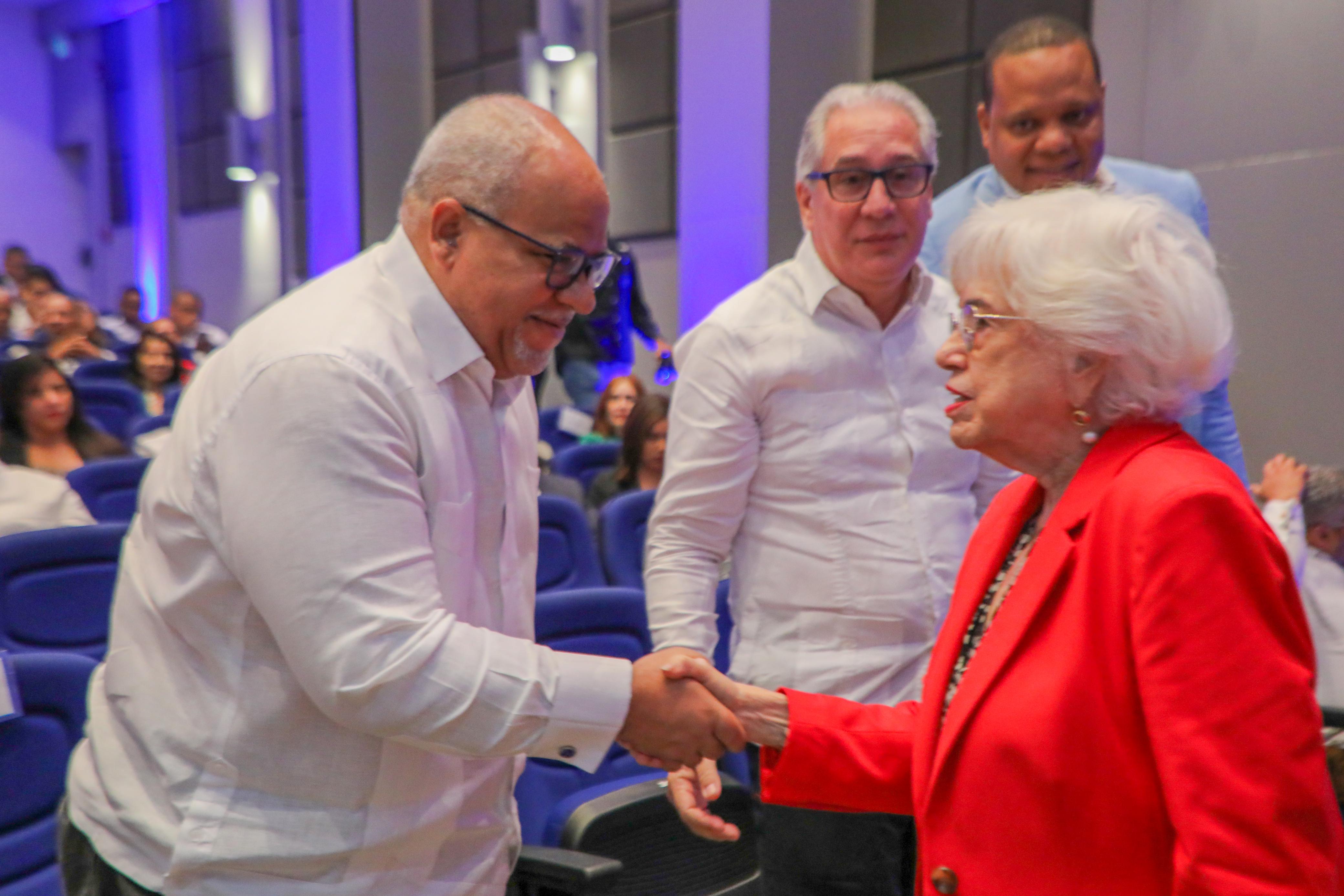 Director general Promipyme participa Simposio DGEIG